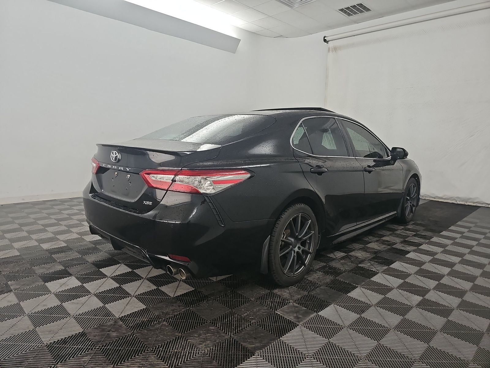 2018 Toyota Camry XSE FWD