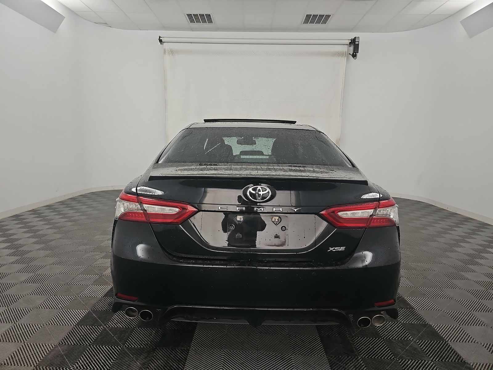 2018 Toyota Camry XSE FWD