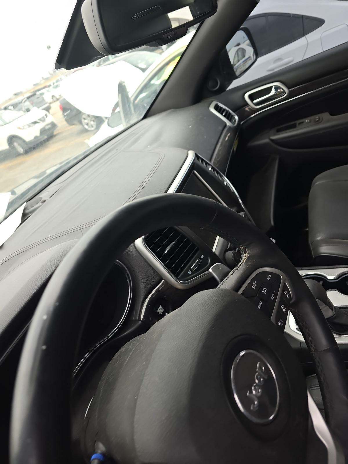 2016 Jeep Grand Cherokee Overland High Altitude Edition AWD