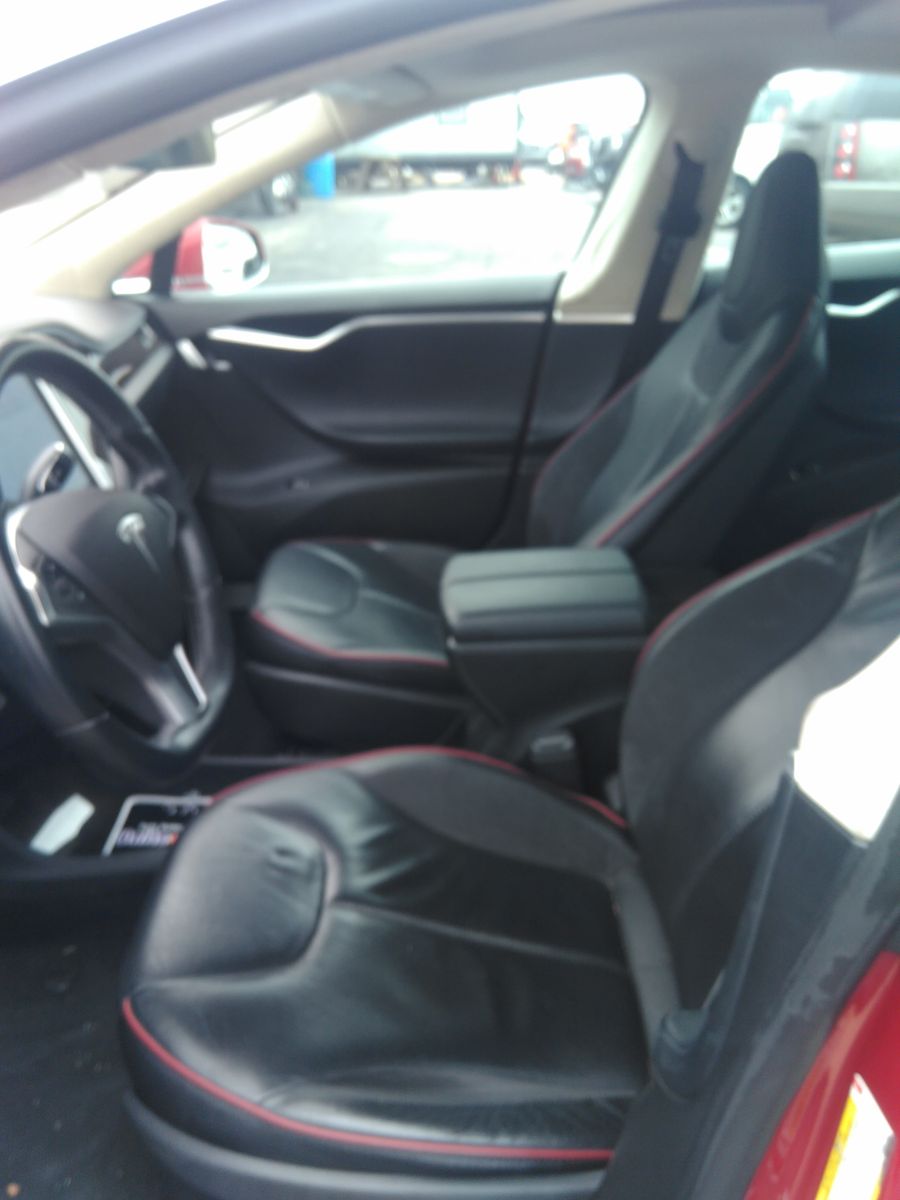 2014 Tesla Model S P85 RWD