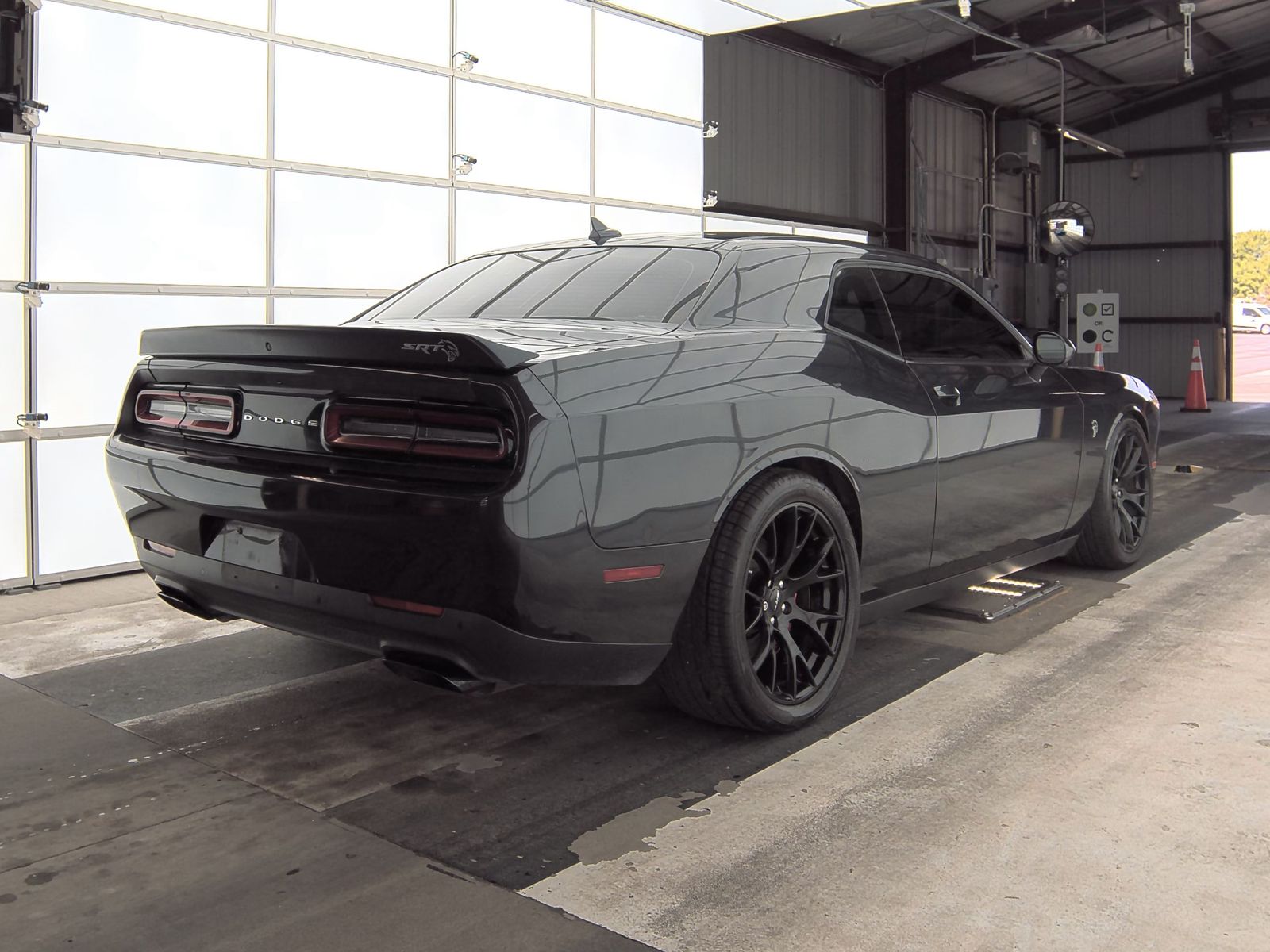 2016 Dodge Challenger SRT Hellcat RWD