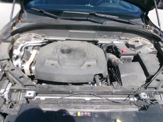 2021 Volvo XC60 T5 Momentum AWD