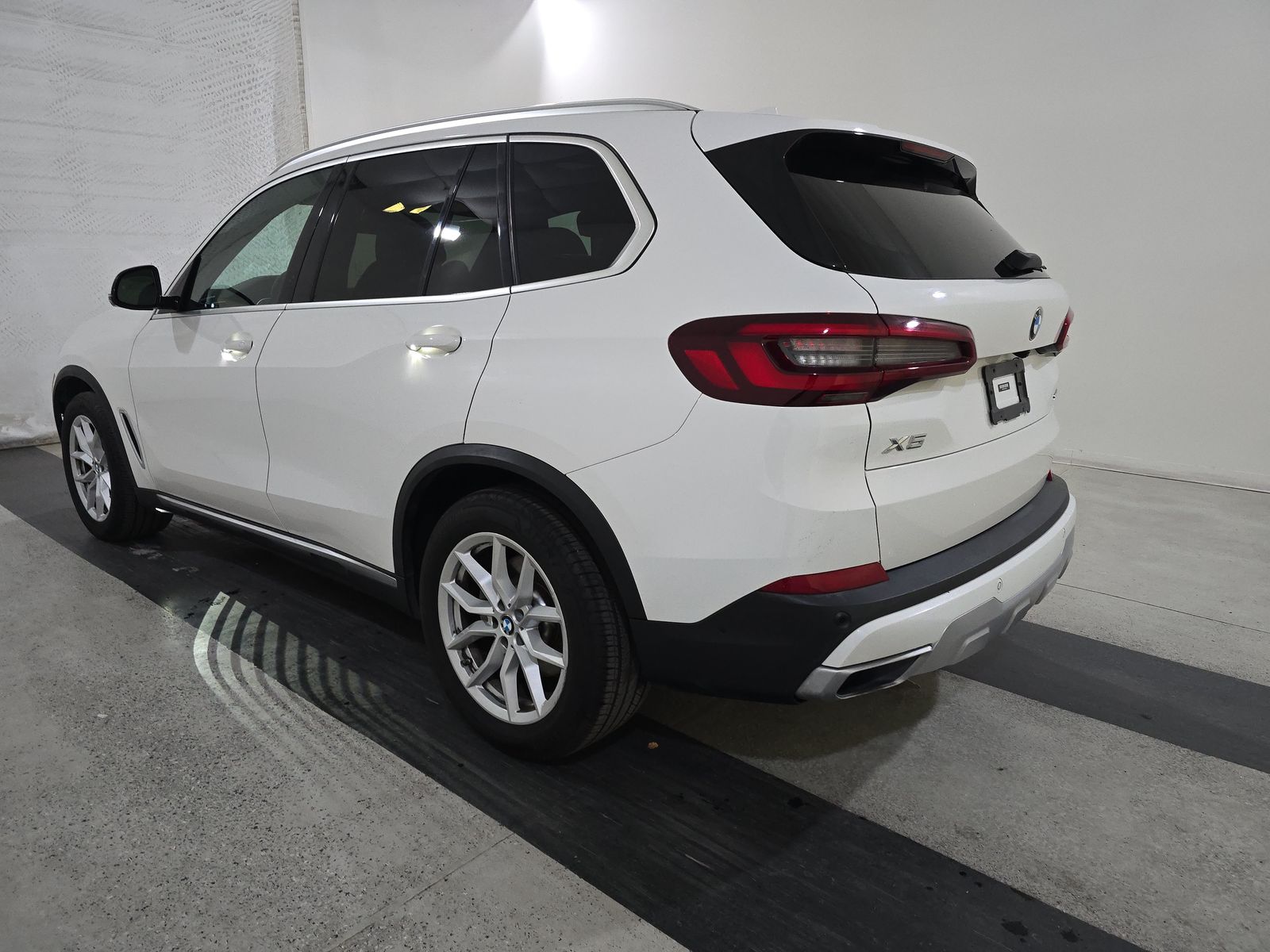 2020 BMW X5 sDrive40i RWD