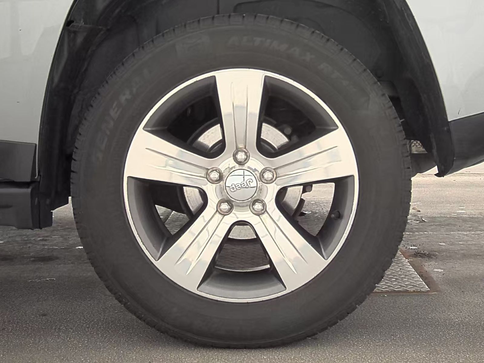 2017 Jeep Compass Latitude High Altitude Edition AWD