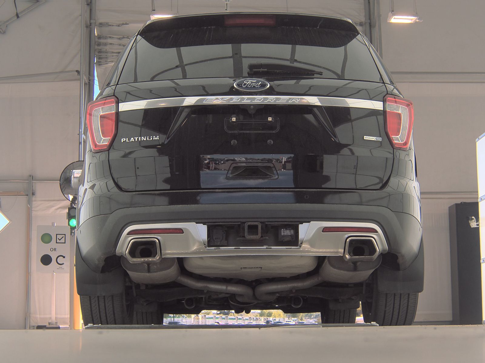 2016 Ford Explorer Platinum AWD