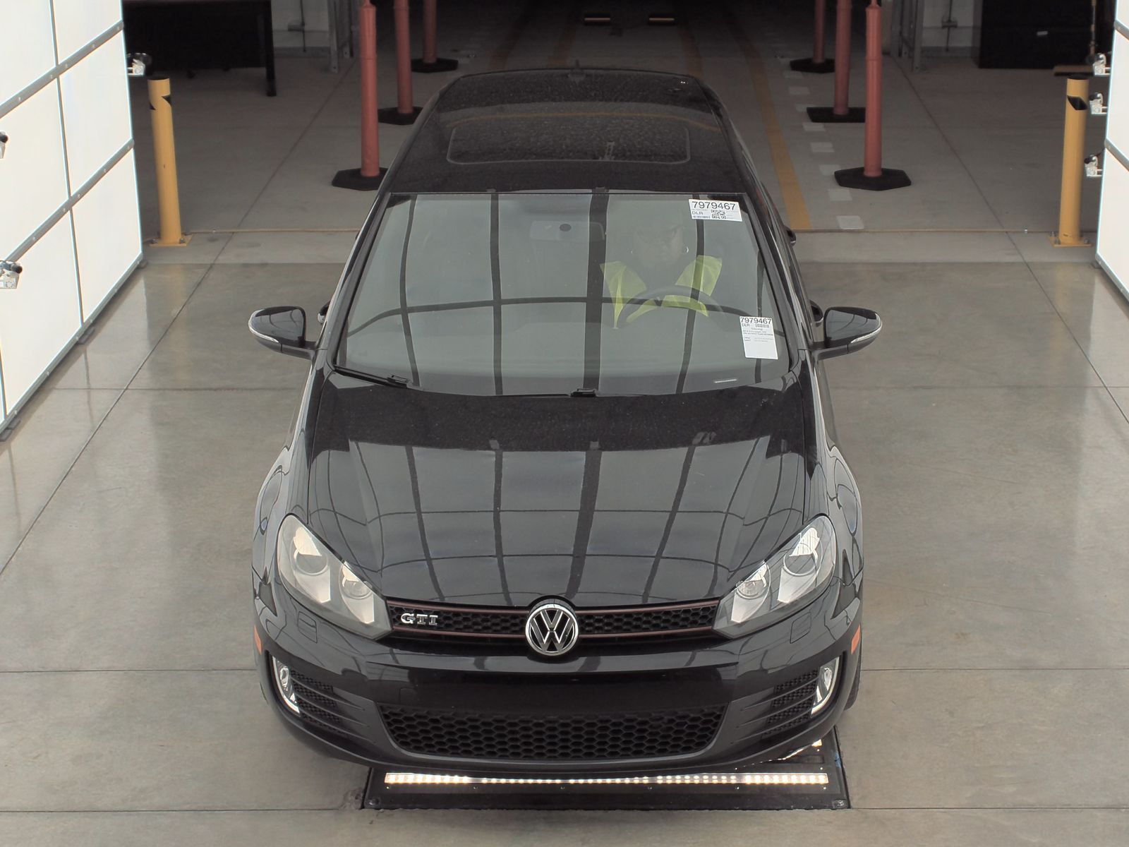 2014 Volkswagen Golf GTI 2.0T Drivers Edition FWD
