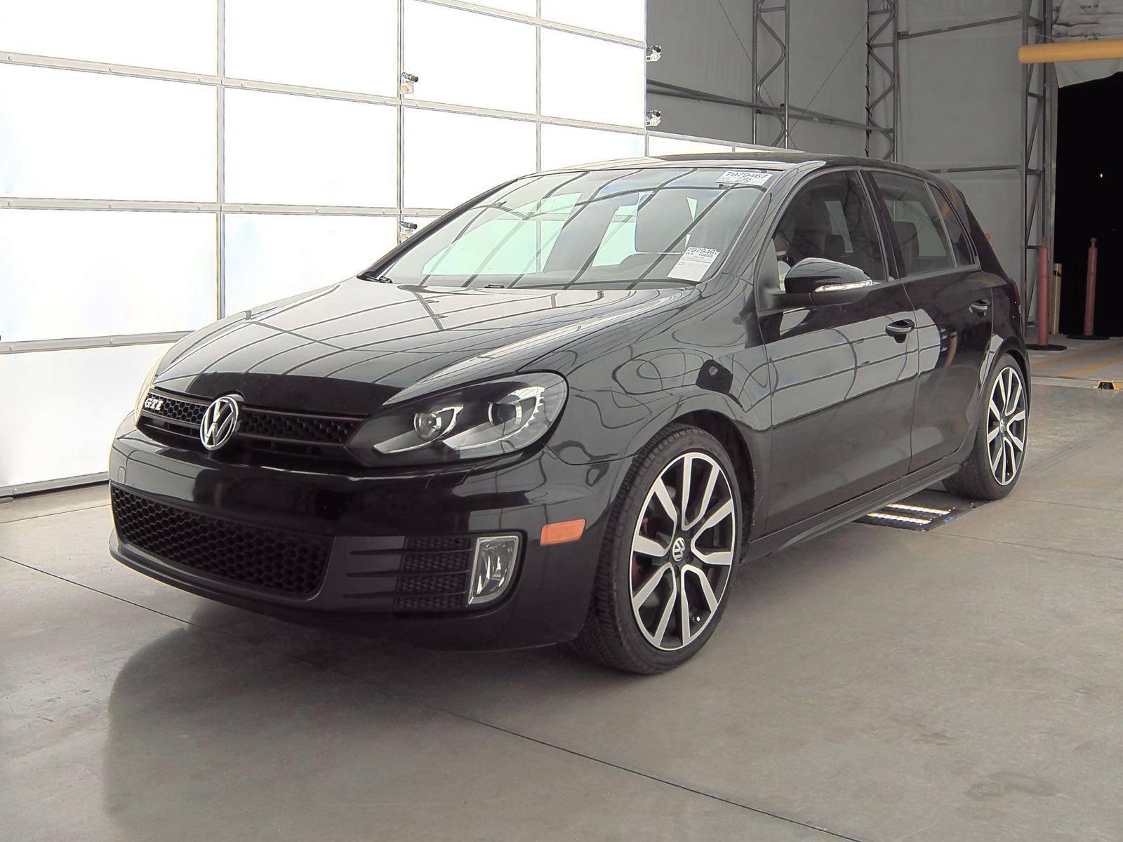 2014 Volkswagen Golf GTI 2.0T Drivers Edition FWD