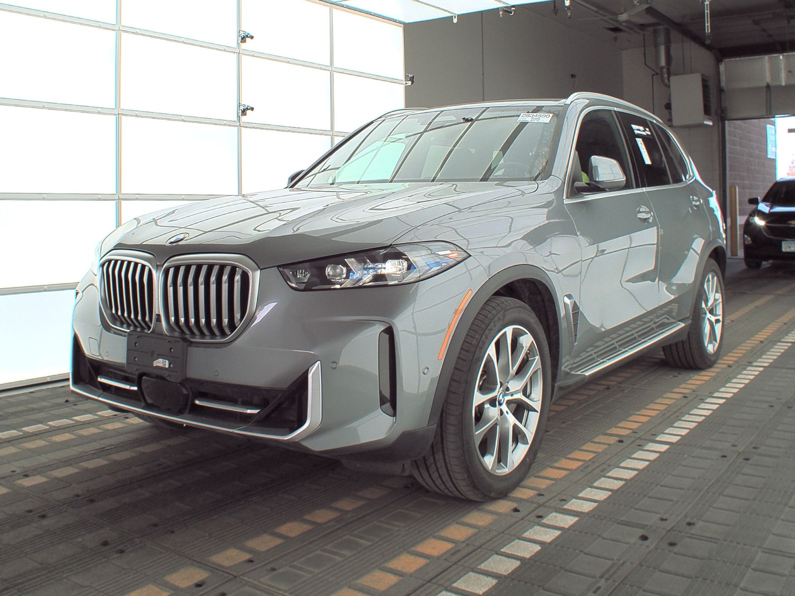 Used 2024 BMW X5 xDrive40i with VIN 5UX23EU06R9S15591 for sale in Minneapolis, Minnesota