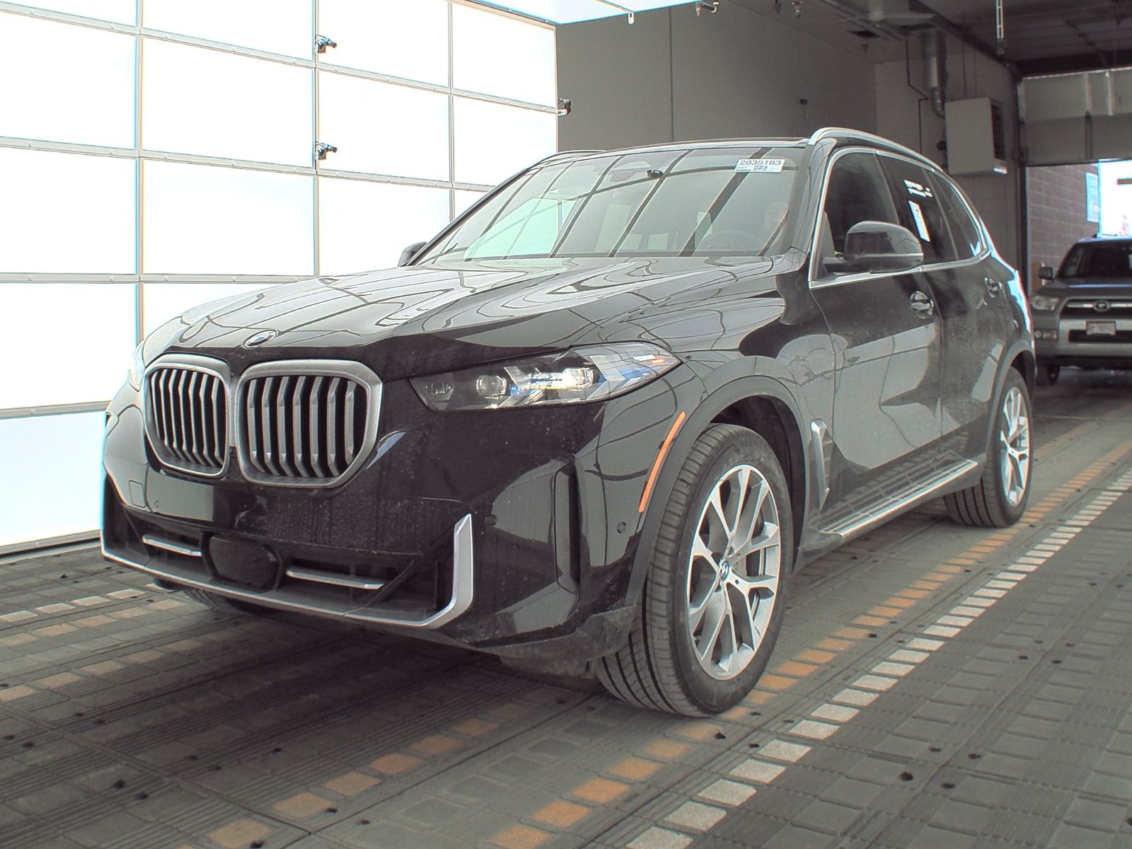 Used 2024 BMW X5 xDrive40i with VIN 5UX23EU08R9S52593 for sale in Minneapolis, Minnesota