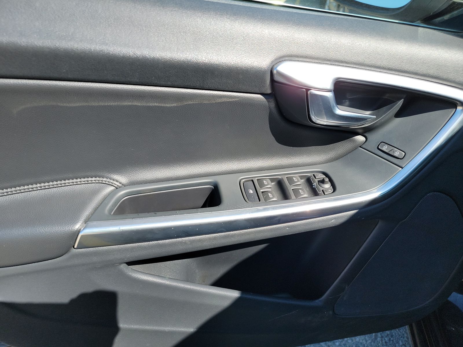 2016 Volvo S60 T5 Premier AWD