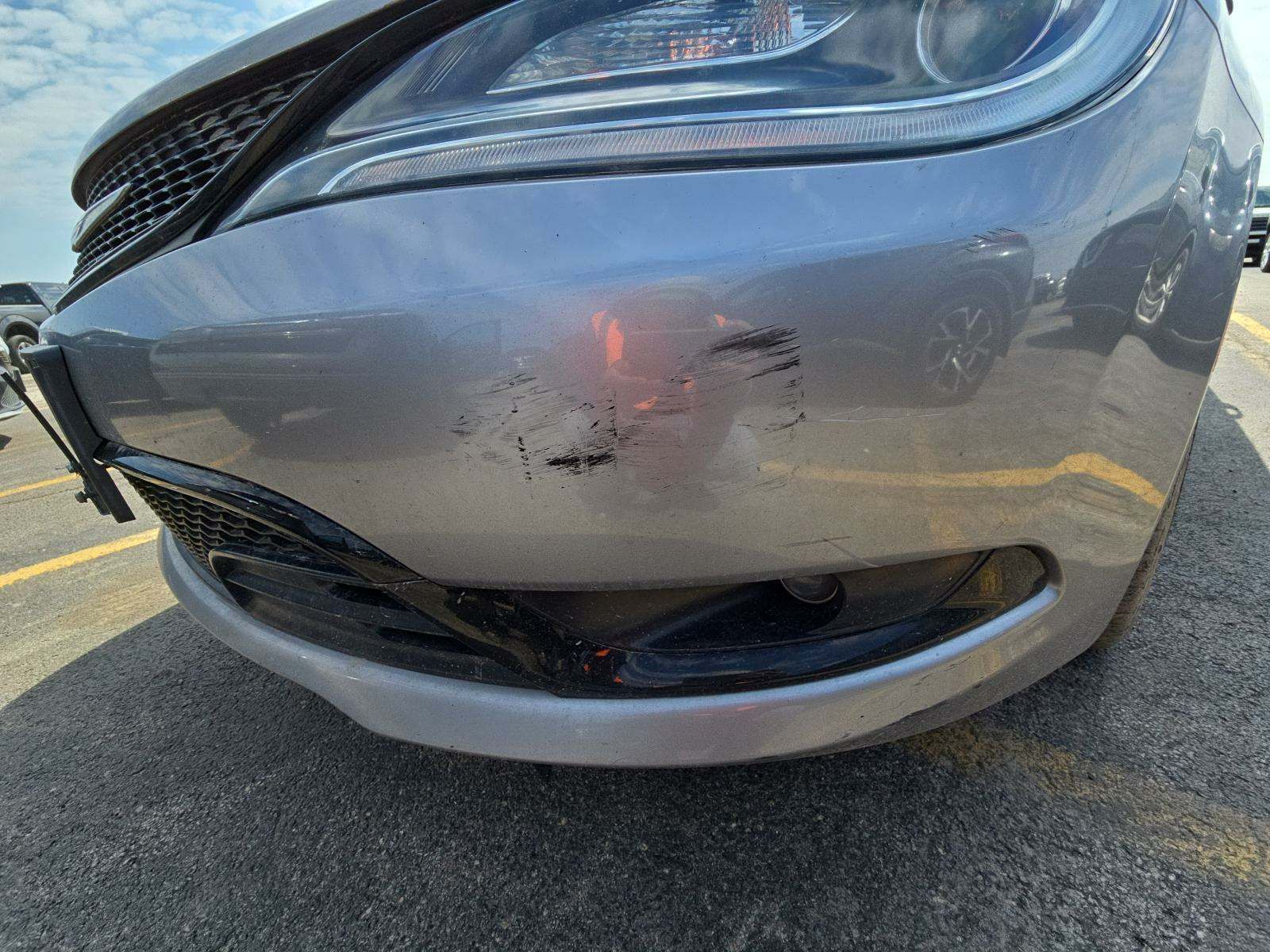 2015 Chrysler 200 S FWD