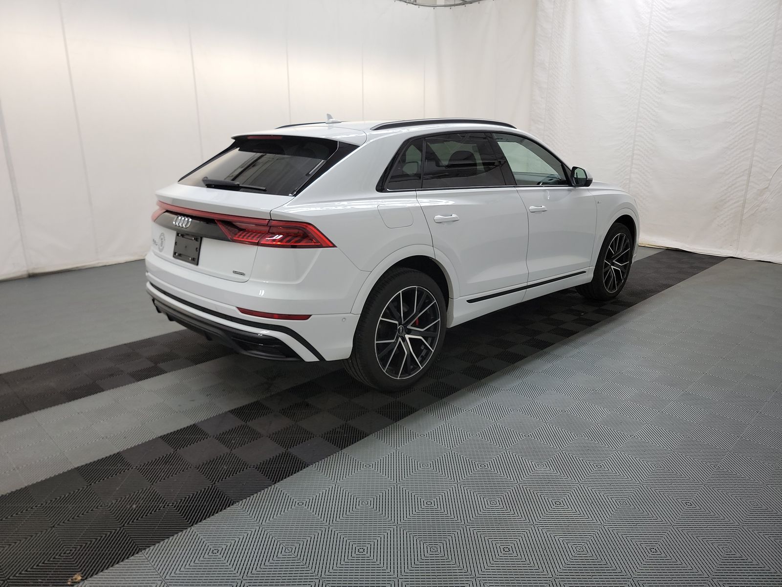 2021 Audi Q8 Premium Plus AWD