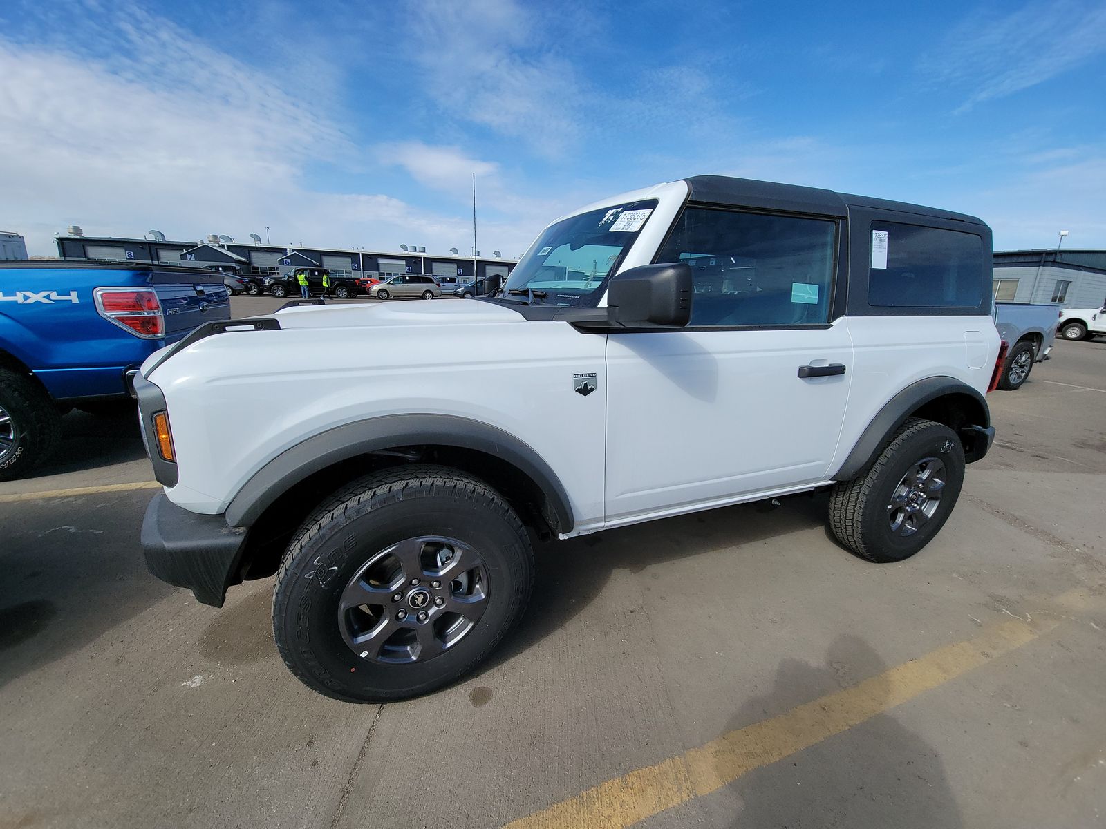 Used 2023 Ford Bronco Big Bend with VIN 1FMDE5AHXPLB86266 for sale in Minneapolis, Minnesota