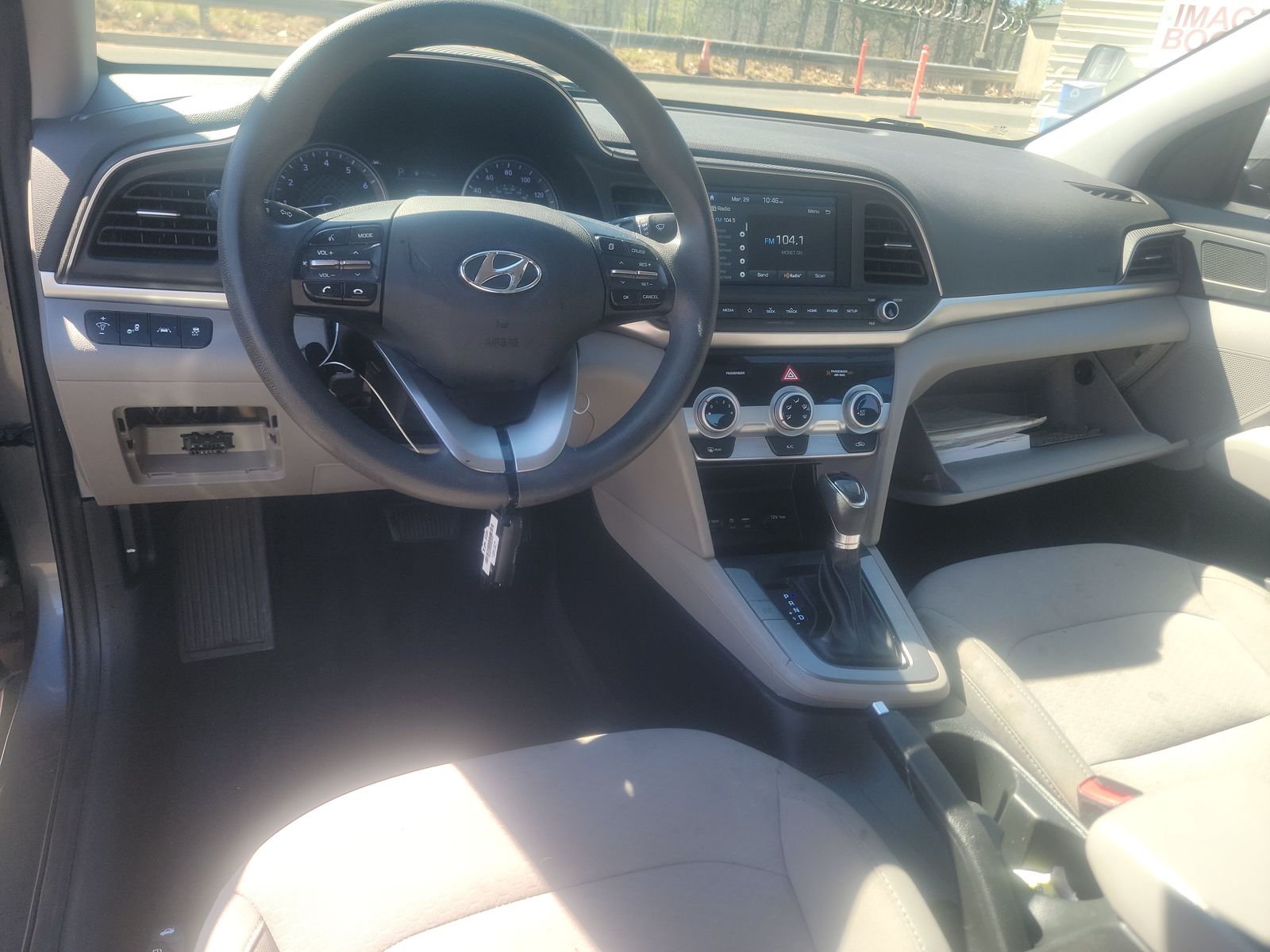 2019 Hyundai Elantra SEL FWD