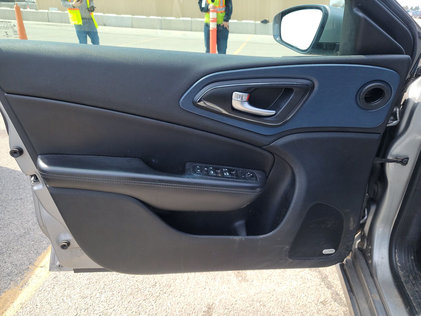 2015 Chrysler 200 S FWD