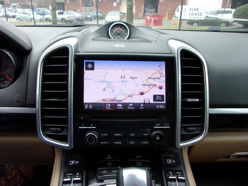 2017 Porsche Cayenne Platinum Edition AWD