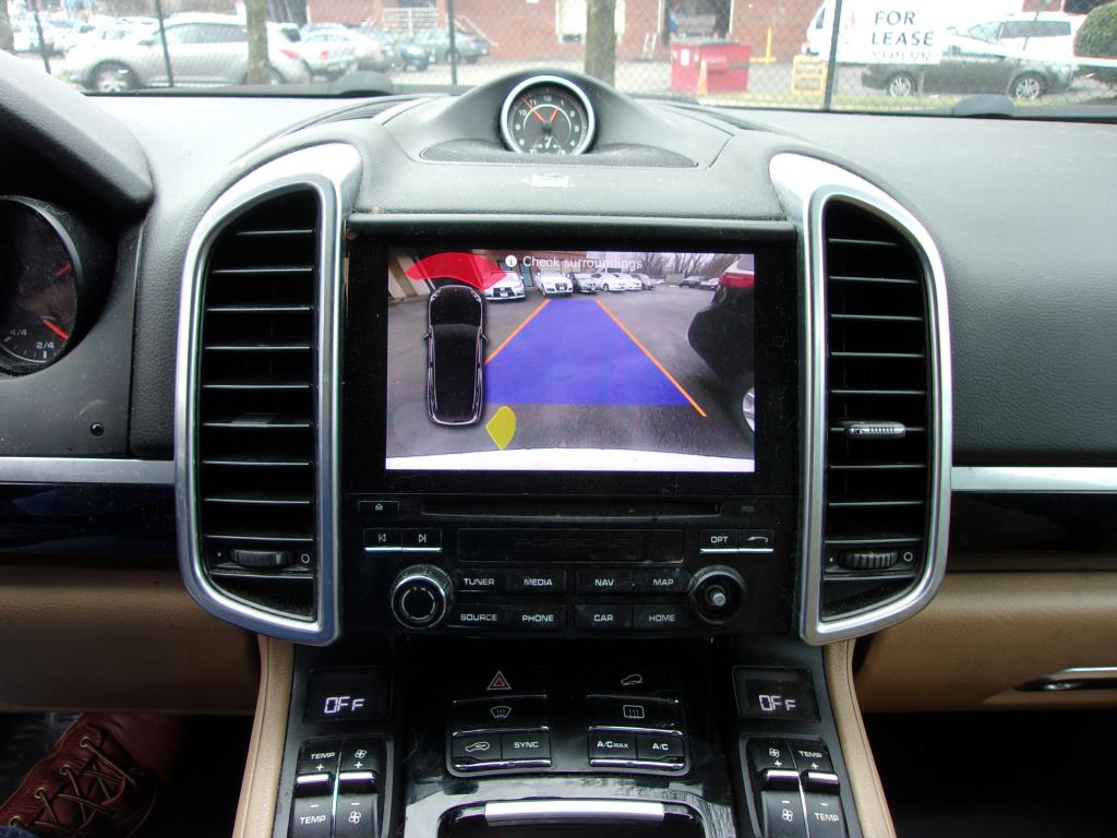 2017 Porsche Cayenne Platinum Edition AWD