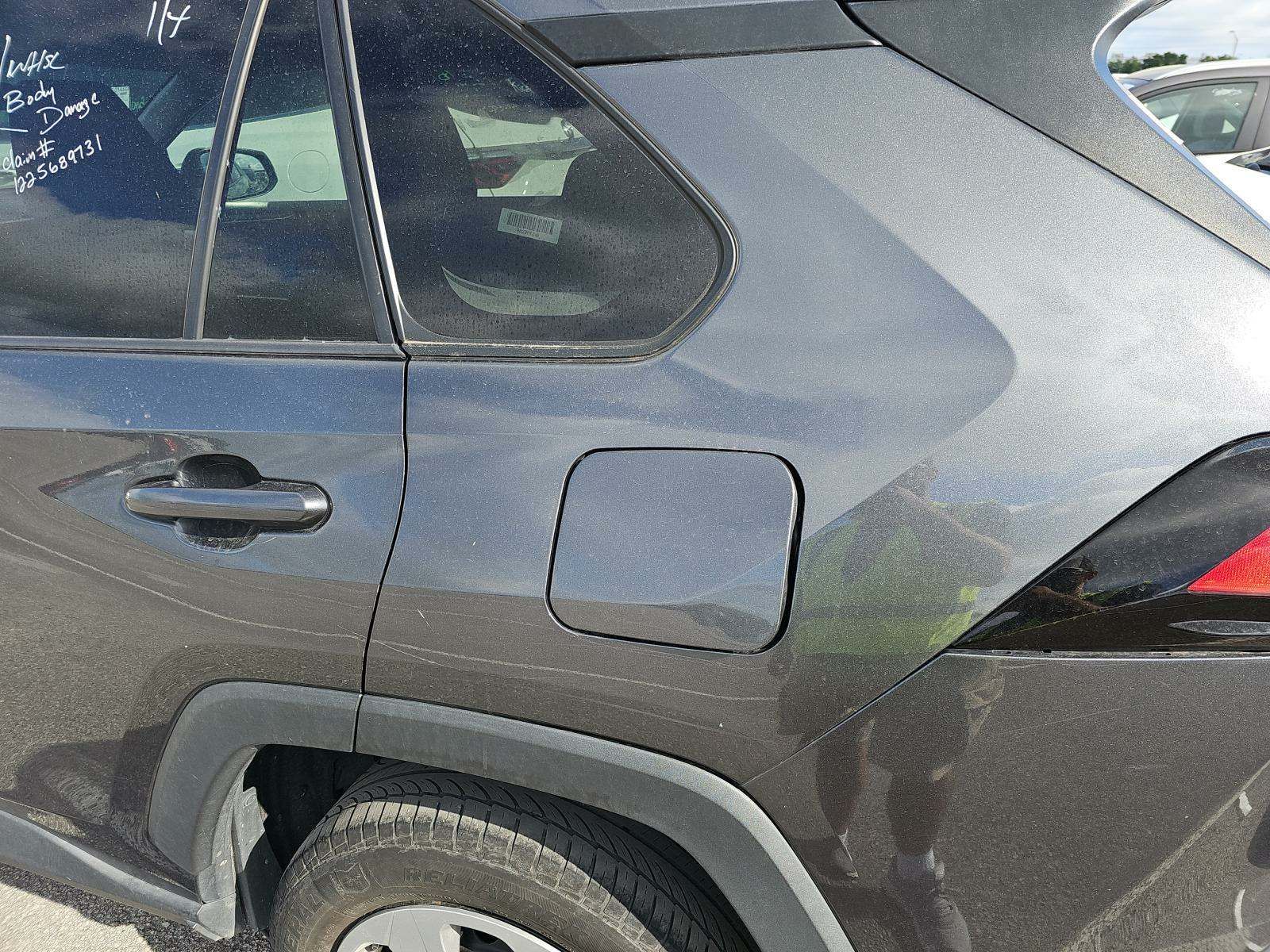 2020 Toyota RAV4 LE FWD