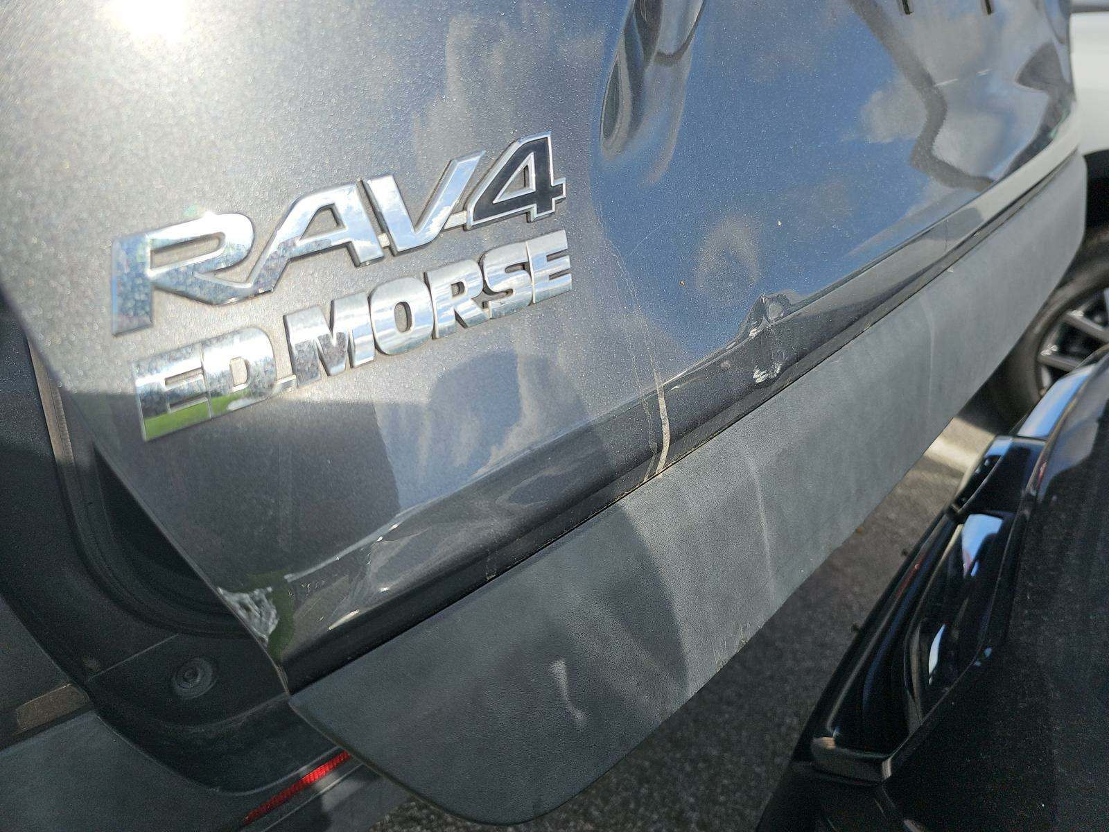2020 Toyota RAV4 LE FWD