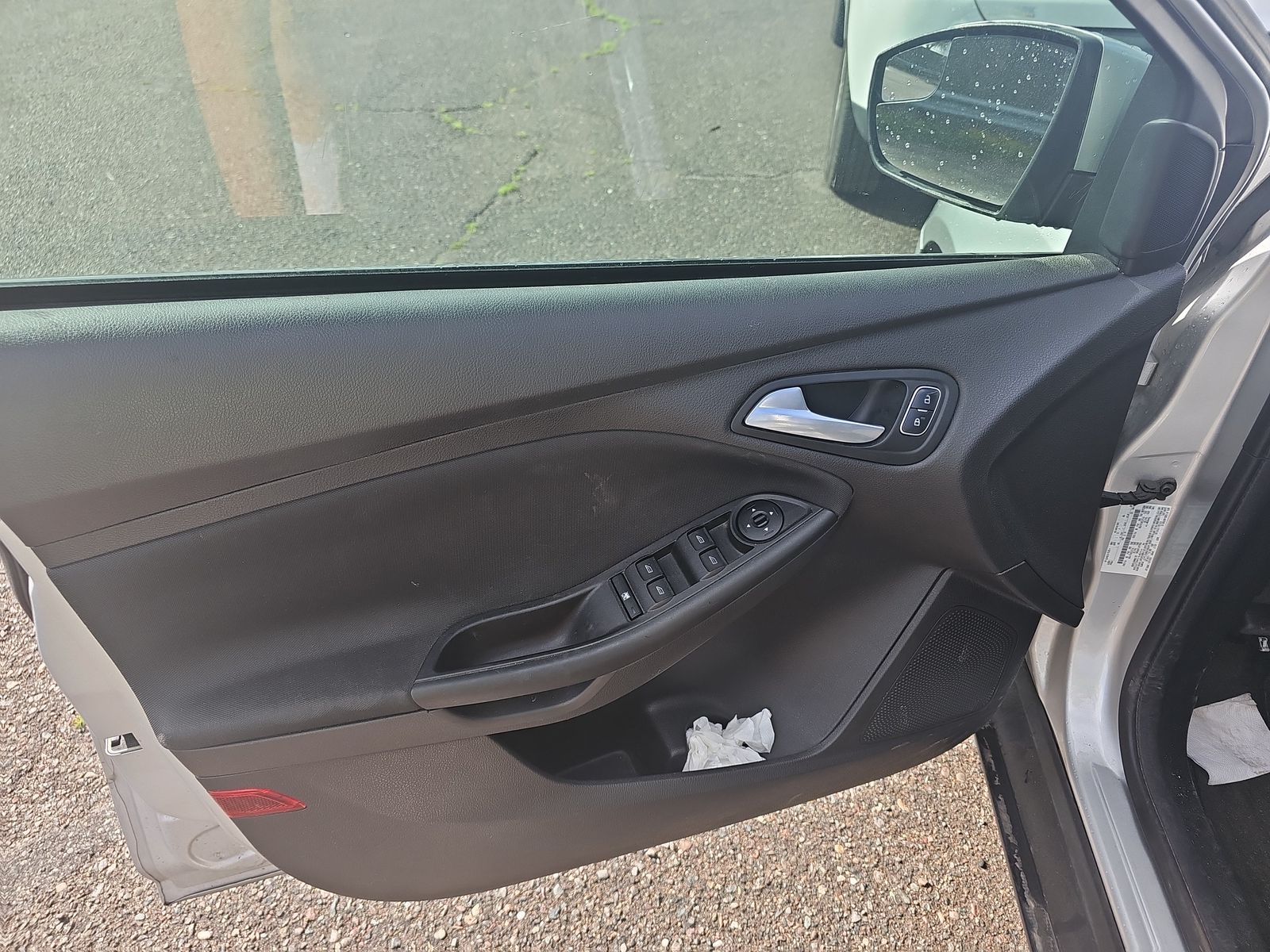 2017 Ford Focus SE FWD