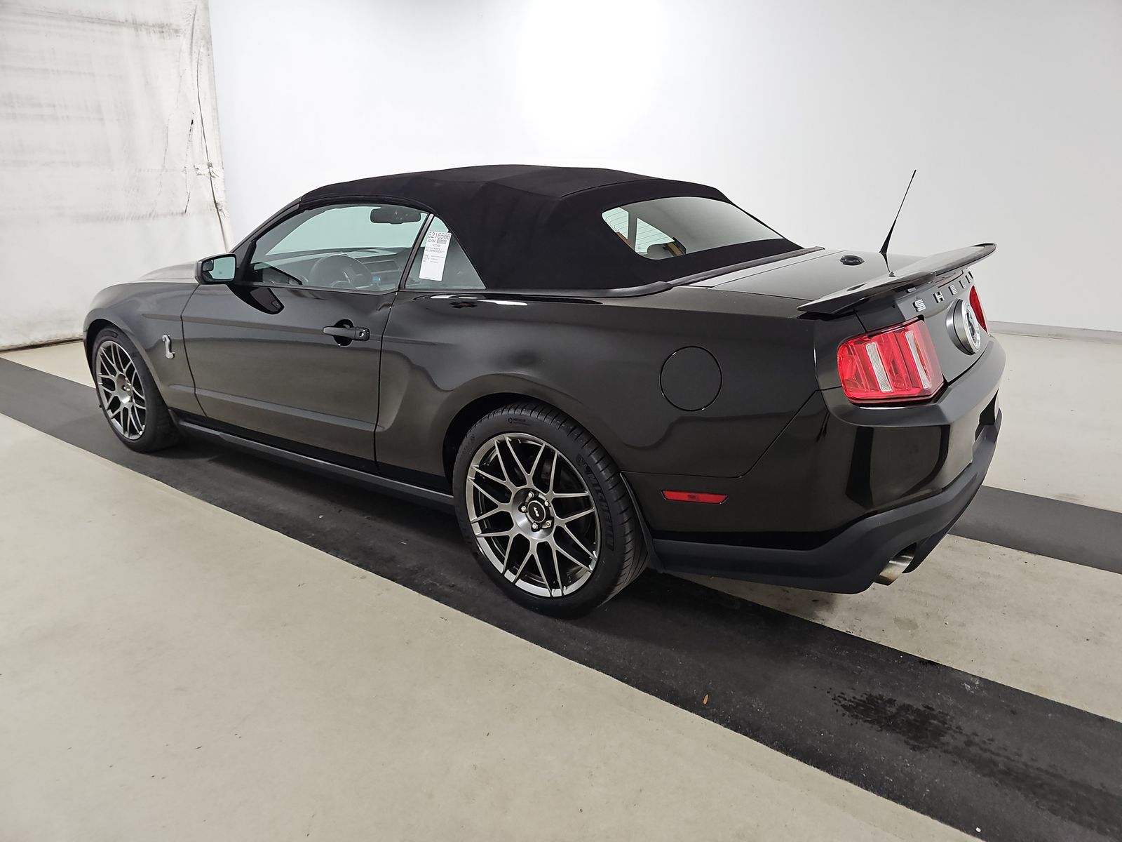 2012 Ford Mustang Shelby GT500 RWD