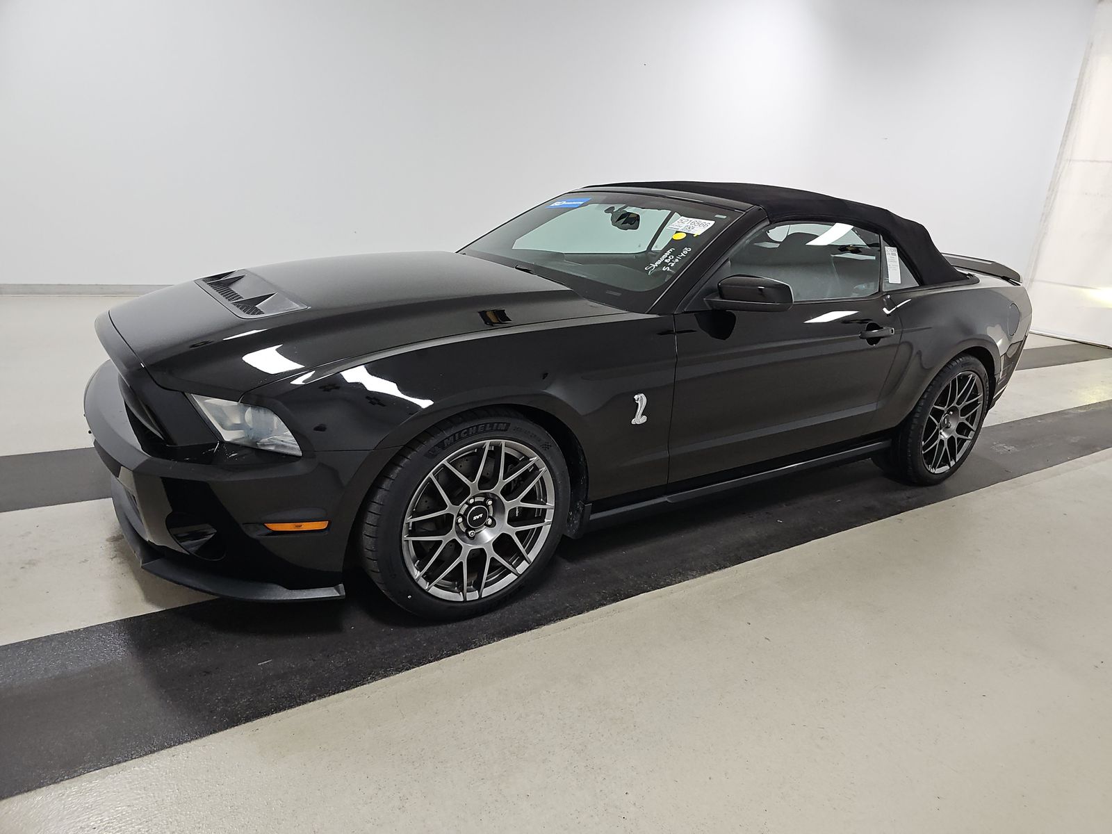 2012 Ford Mustang Shelby GT500 RWD