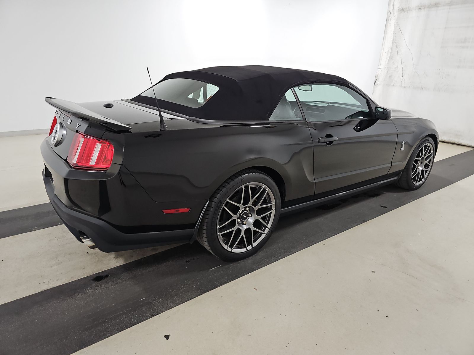2012 Ford Mustang Shelby GT500 RWD