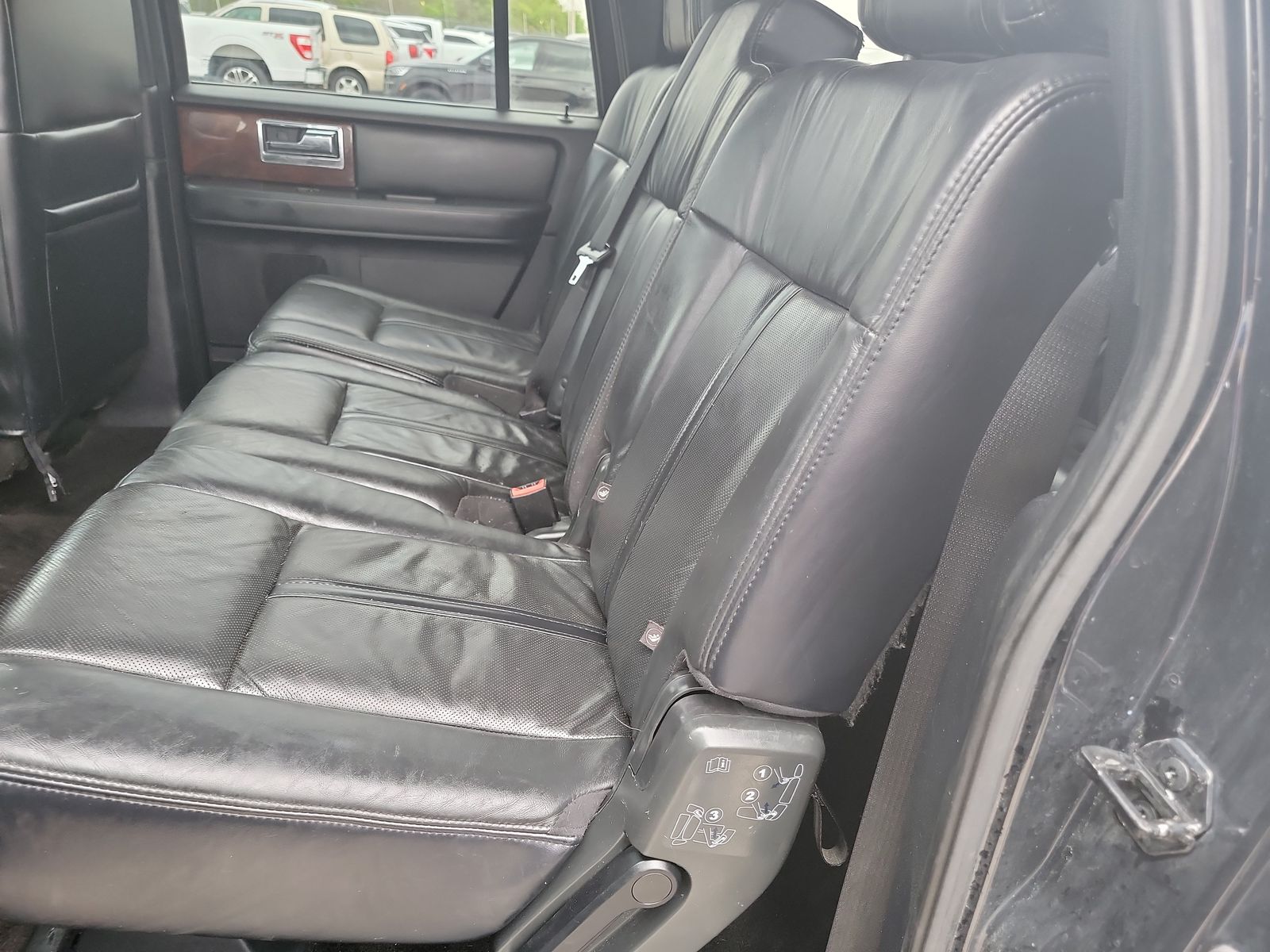 2015 Lincoln Navigator L Base AWD