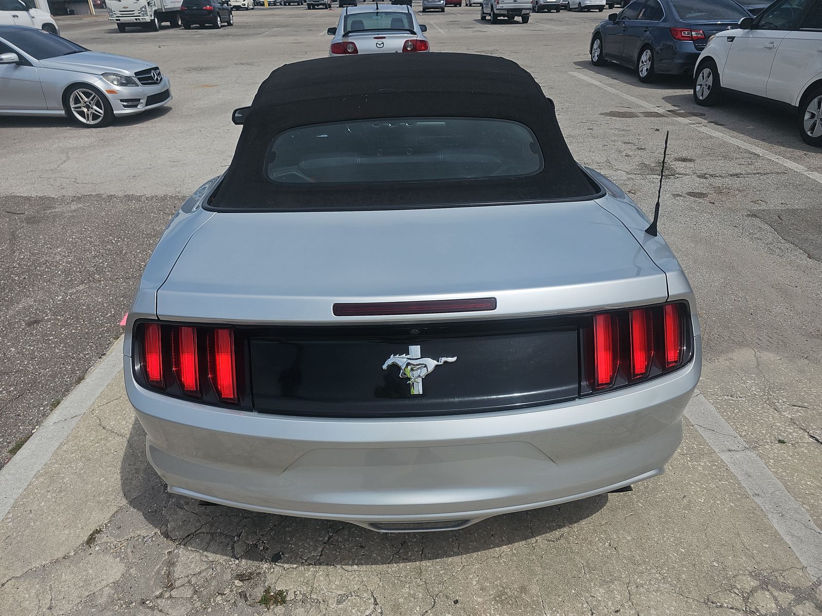 2016 Ford Mustang V6 RWD