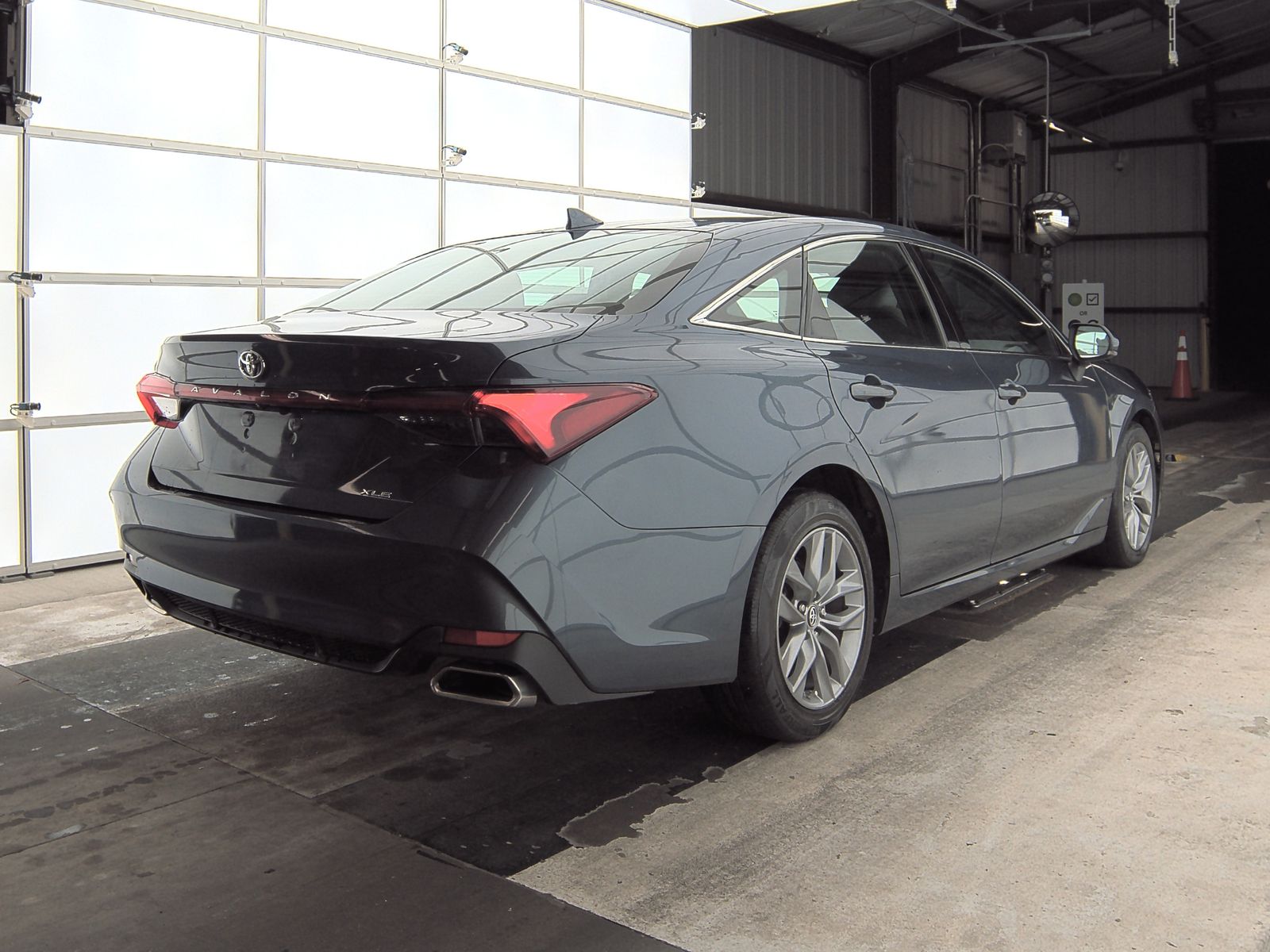 2019 Toyota Avalon XLE FWD