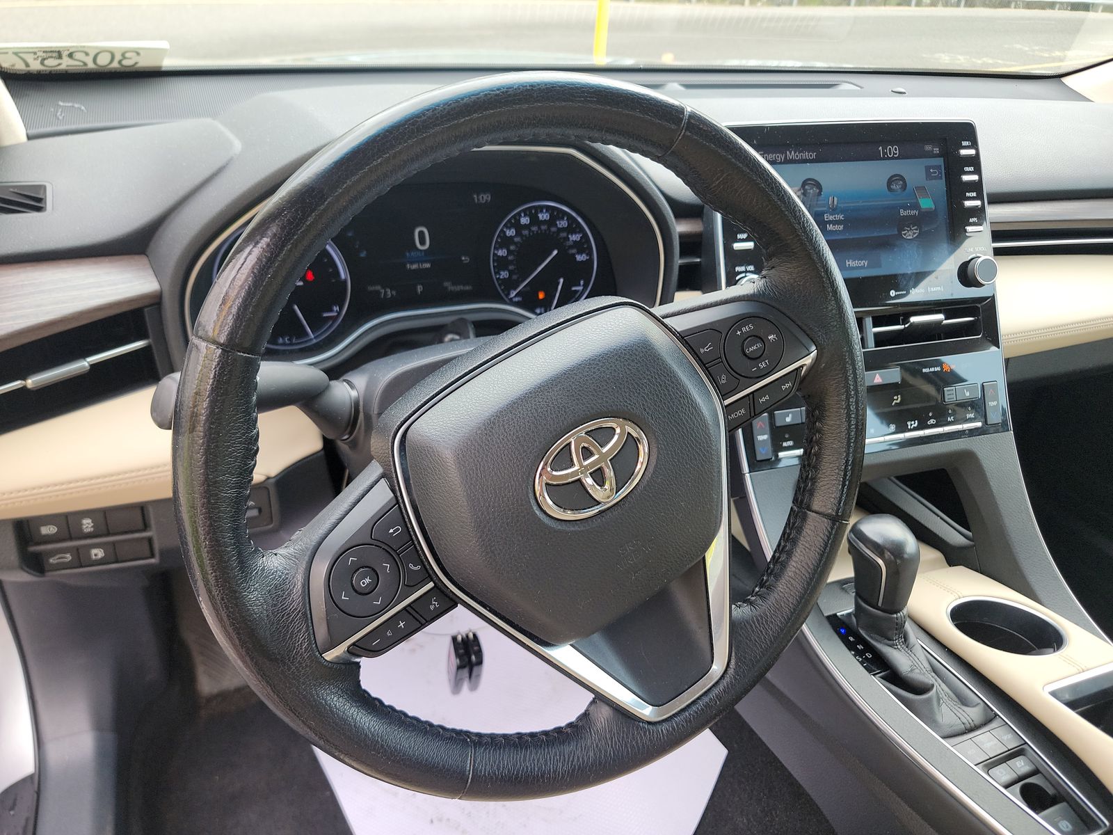 2020 Toyota Avalon Hybrid XLE FWD