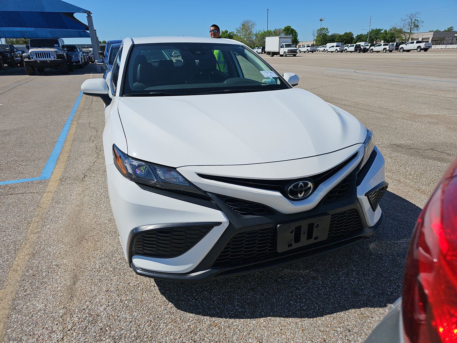 2021 Toyota Camry SE FWD