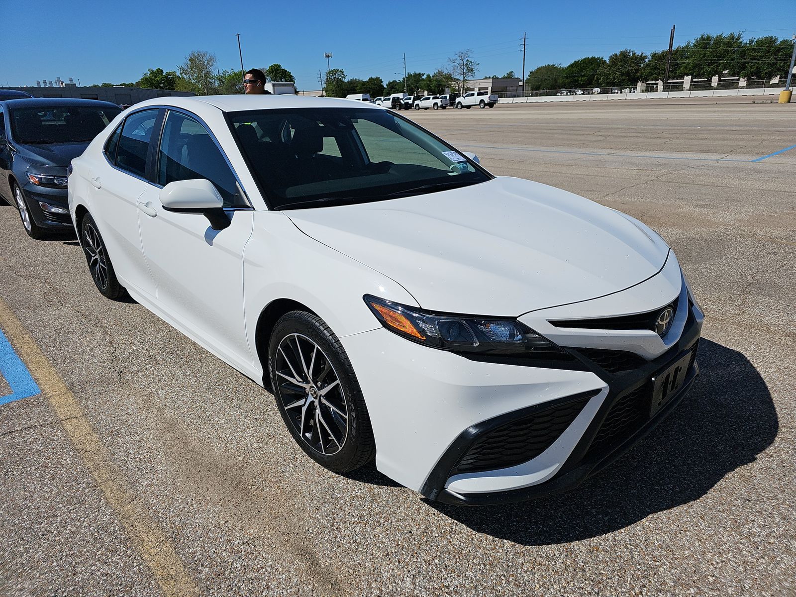 2021 Toyota Camry SE FWD