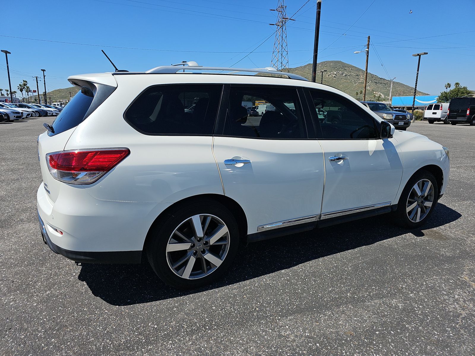 2015 Nissan Pathfinder Platinum AWD