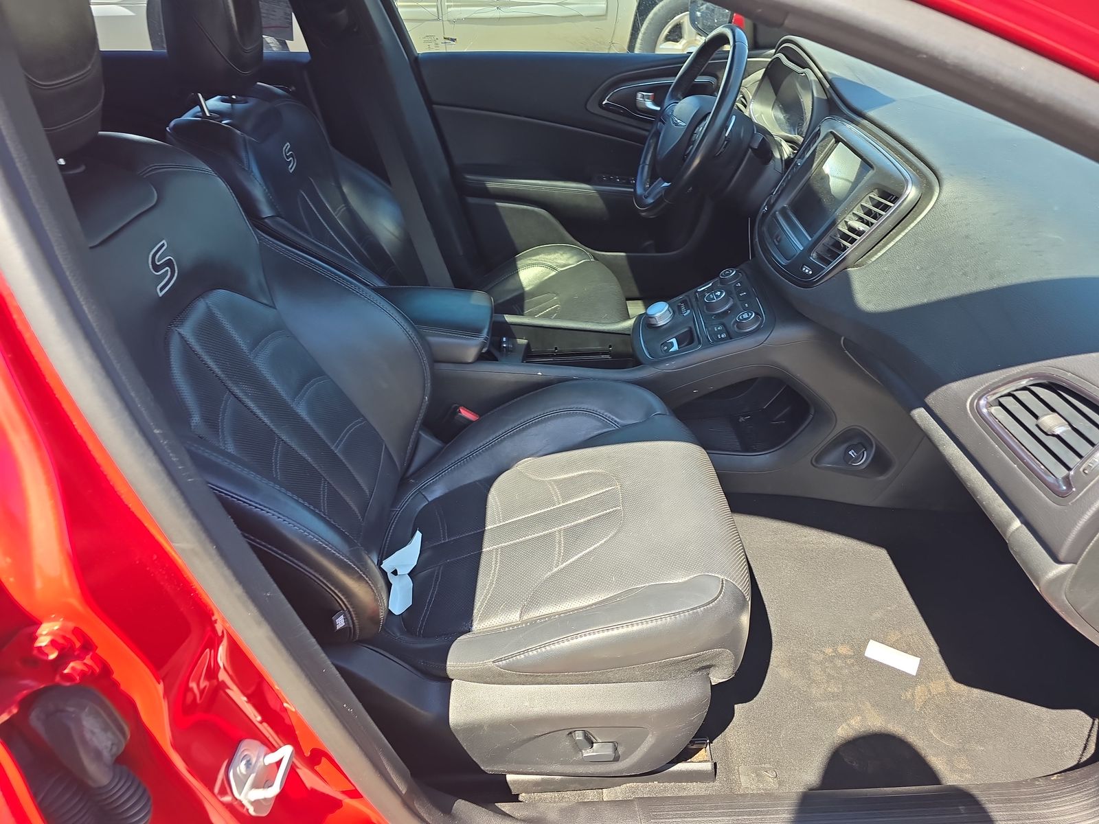 2016 Chrysler 200 S FWD