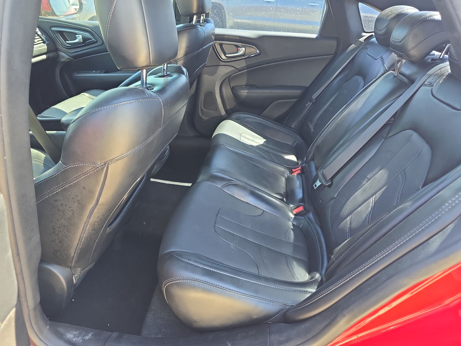 2016 Chrysler 200 S FWD