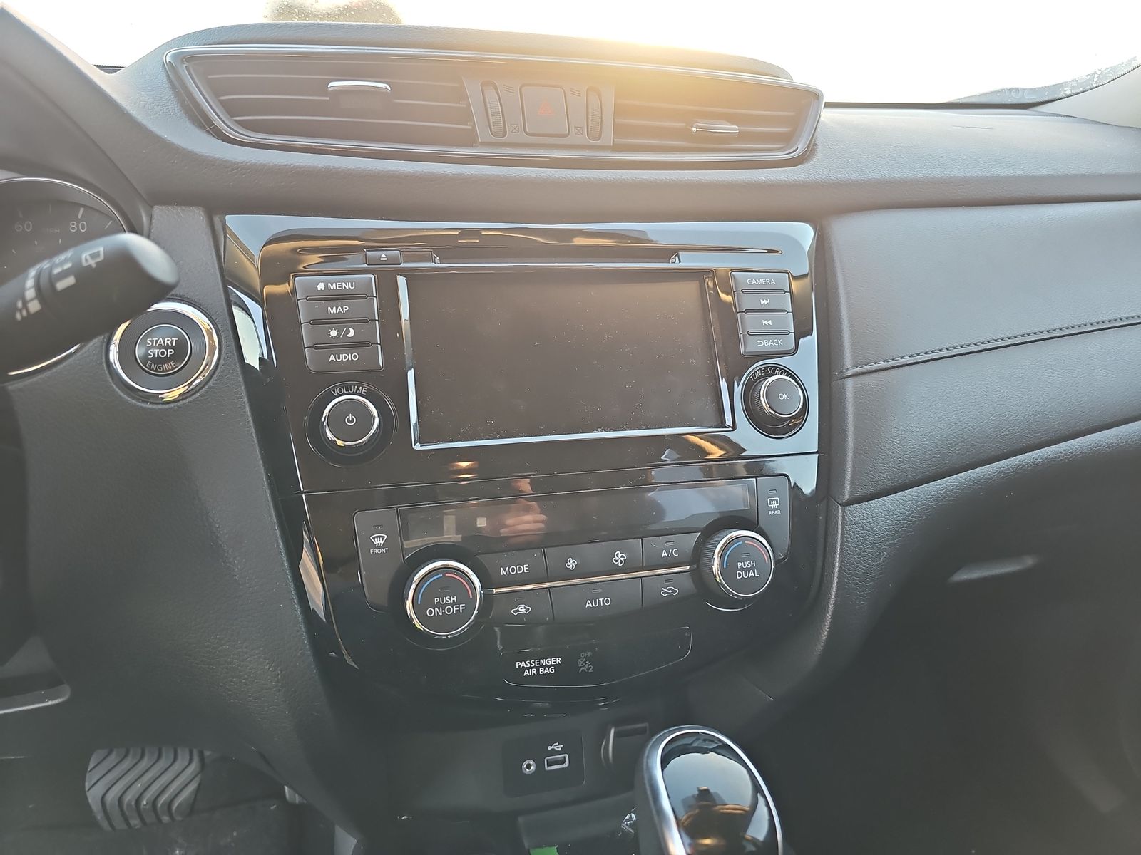 2020 Nissan Rogue SV FWD
