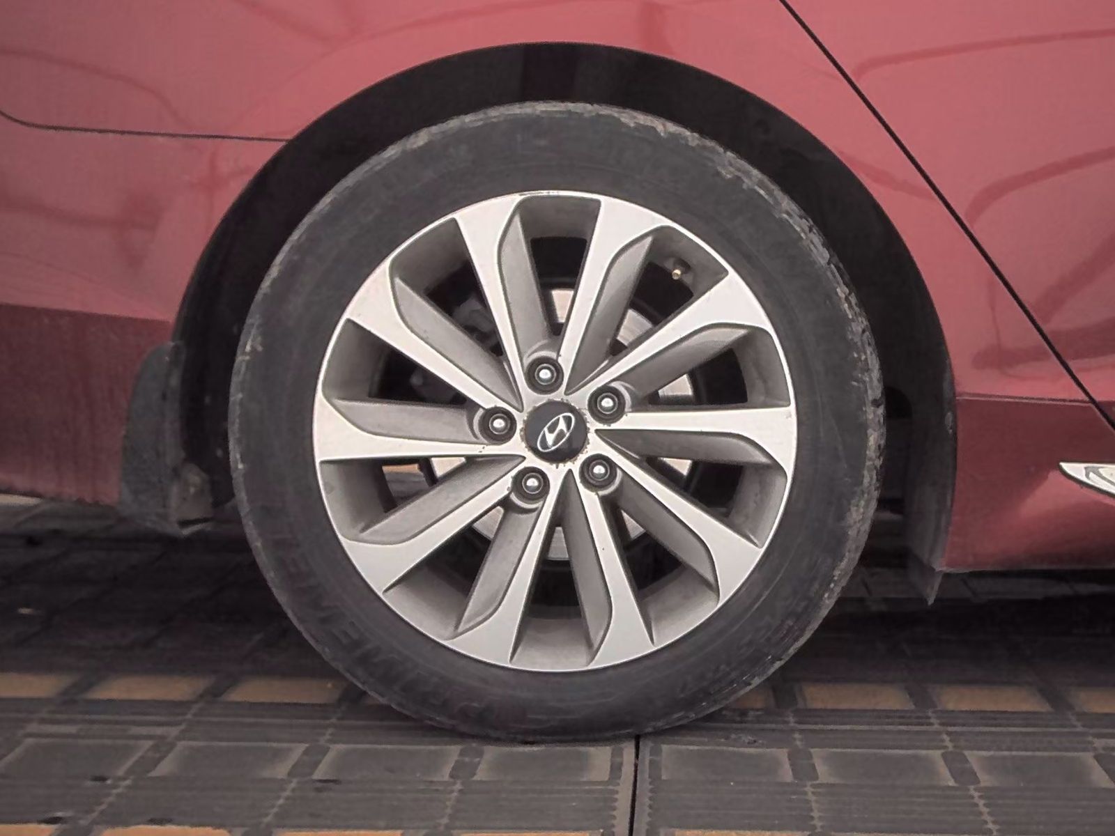car image