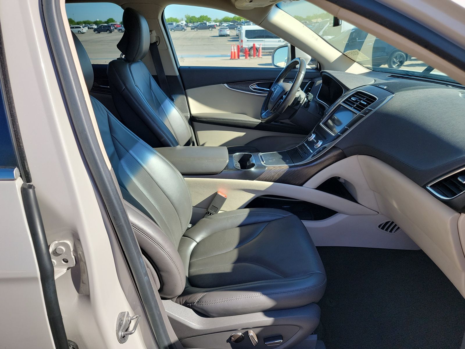 2019 Lincoln Nautilus Select AWD