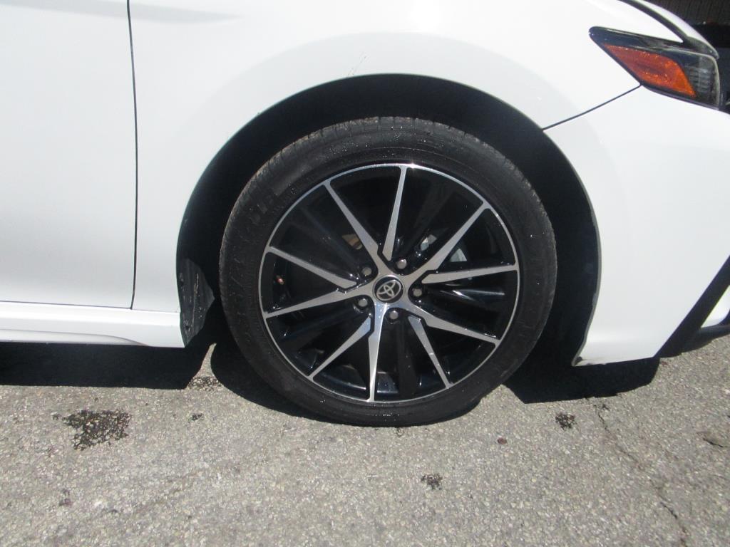 2021 Toyota Camry SE FWD