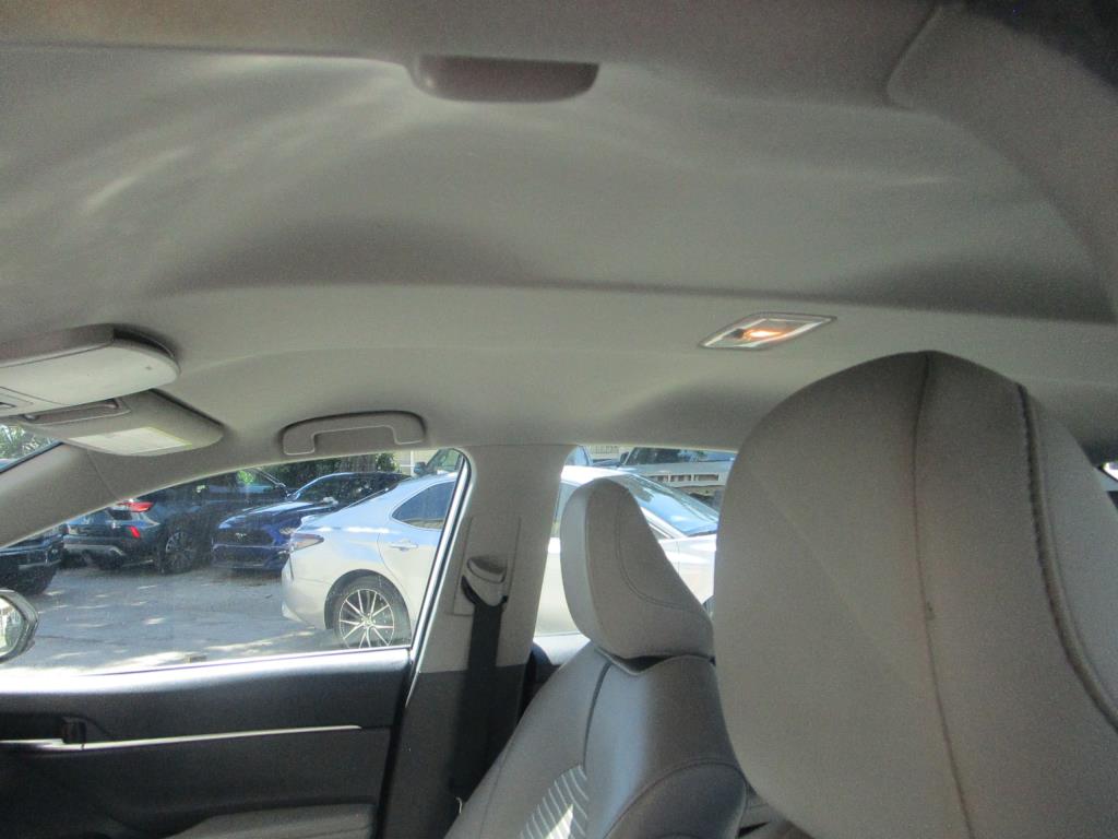 2021 Toyota Camry SE FWD
