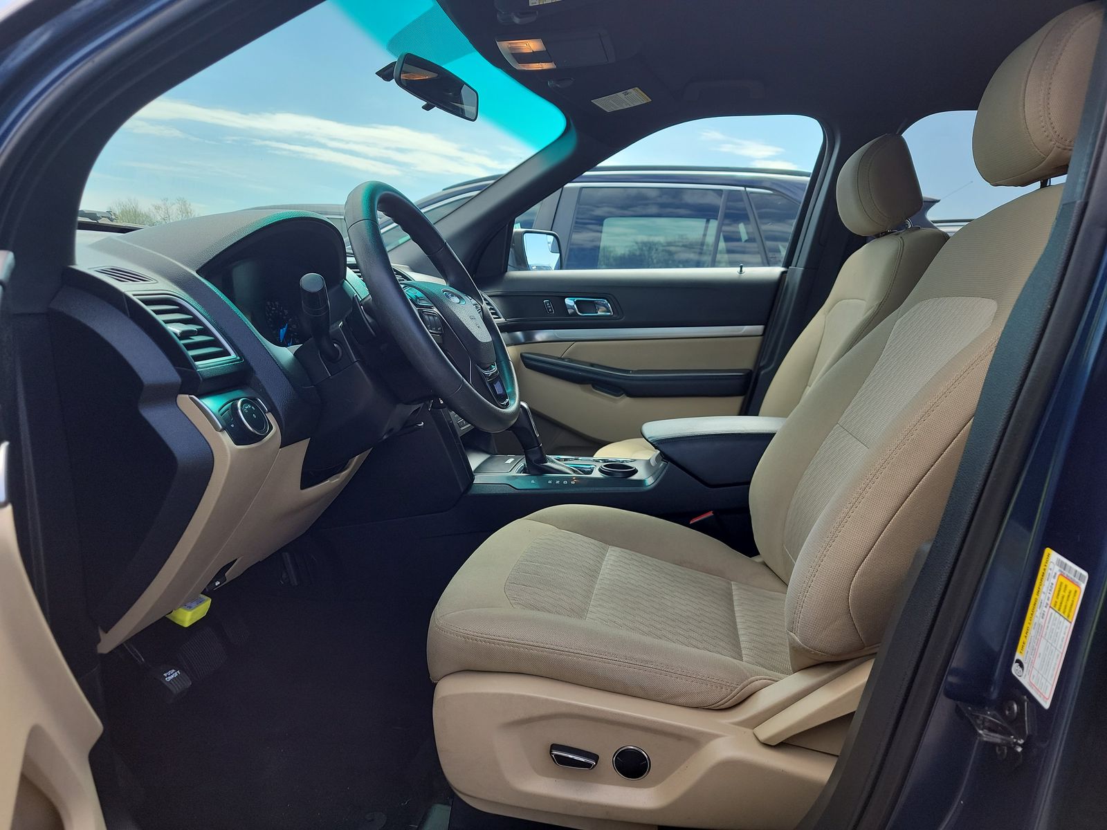 2017 Ford Explorer Base FWD