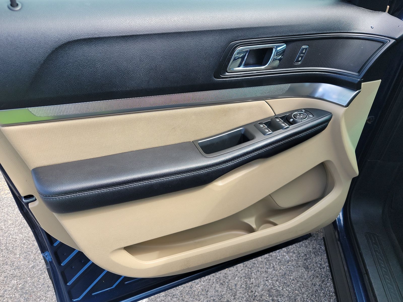 2017 Ford Explorer Base FWD