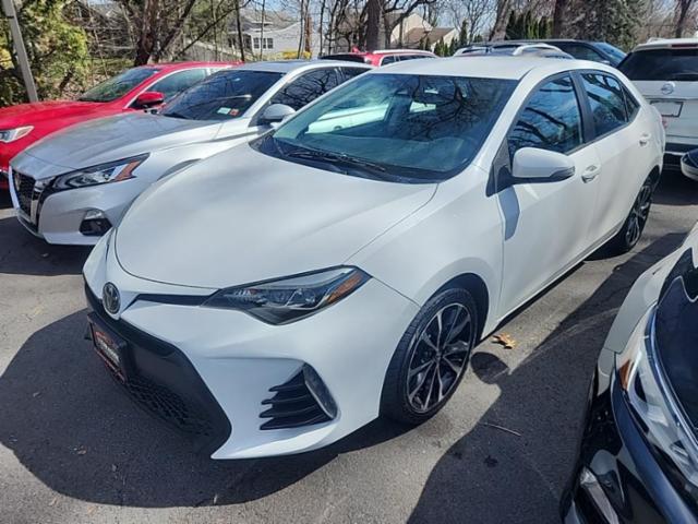 2017 Toyota Corolla SE FWD