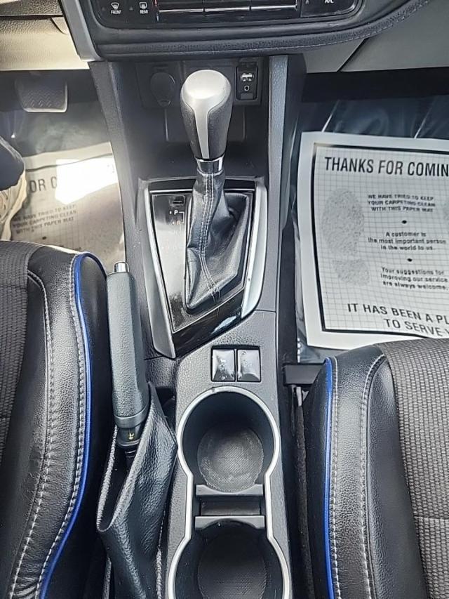 2017 Toyota Corolla SE FWD