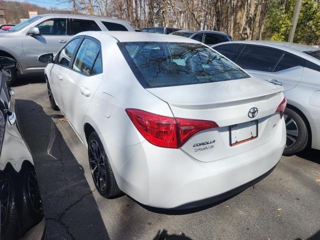 2017 Toyota Corolla SE FWD
