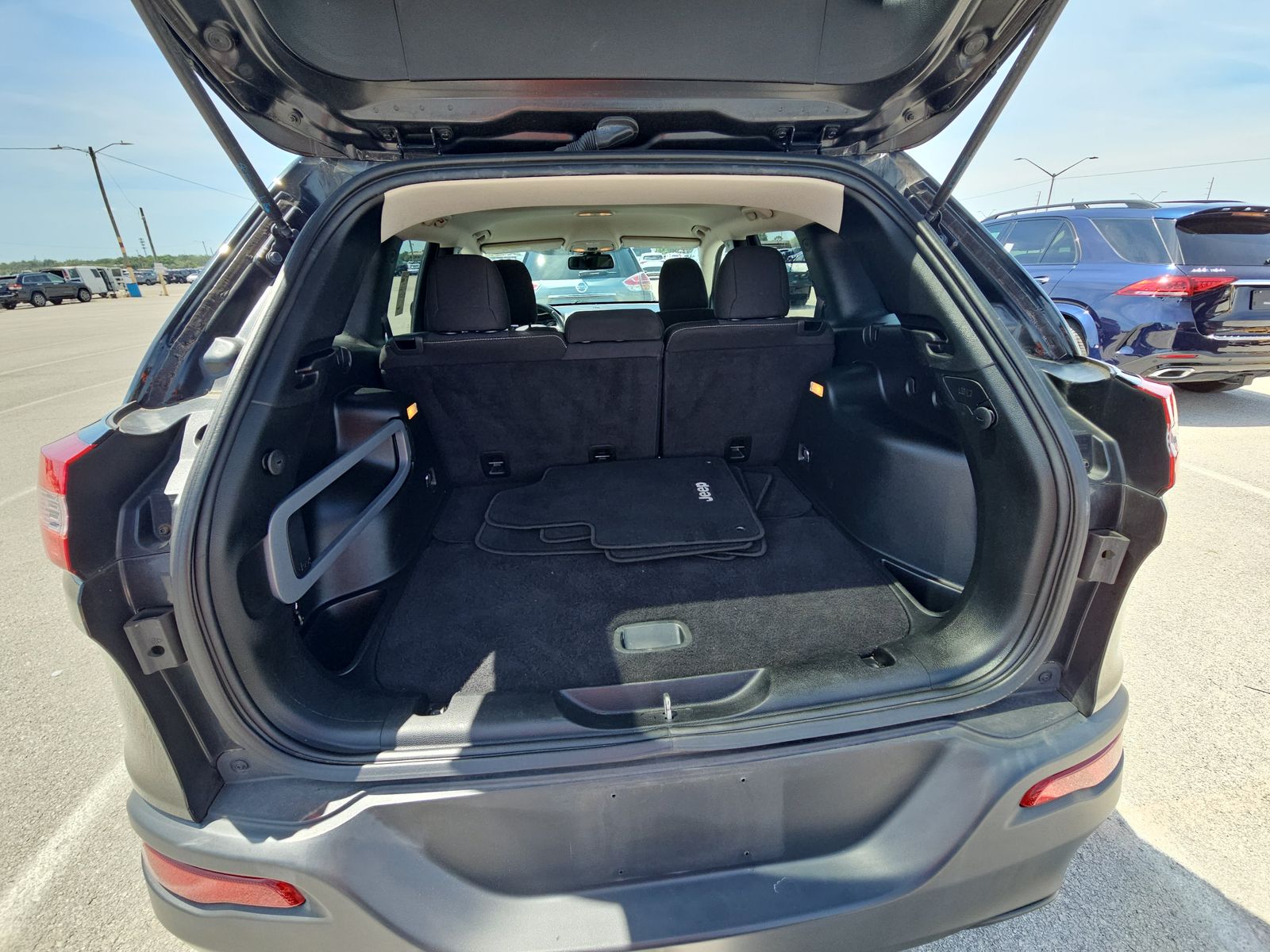 2016 Jeep Cherokee Latitude FWD