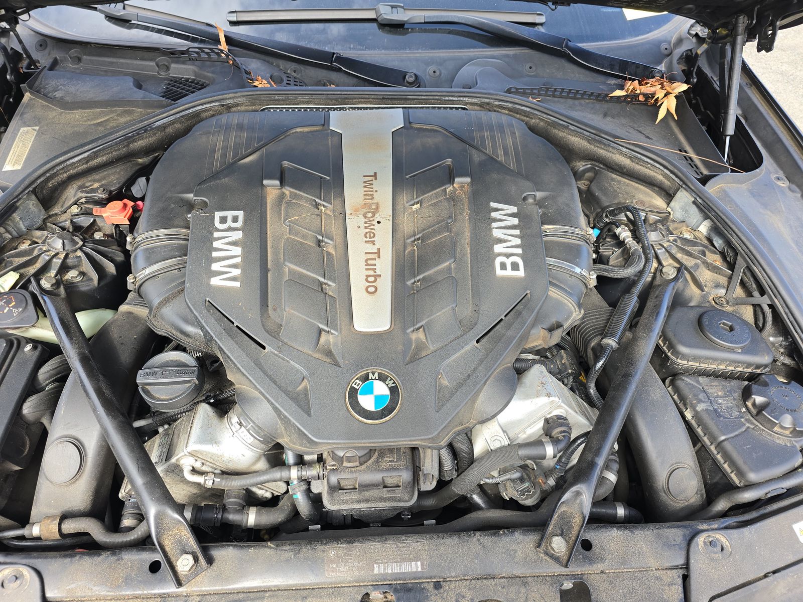 2012 BMW 5 Series 550i xDrive AWD