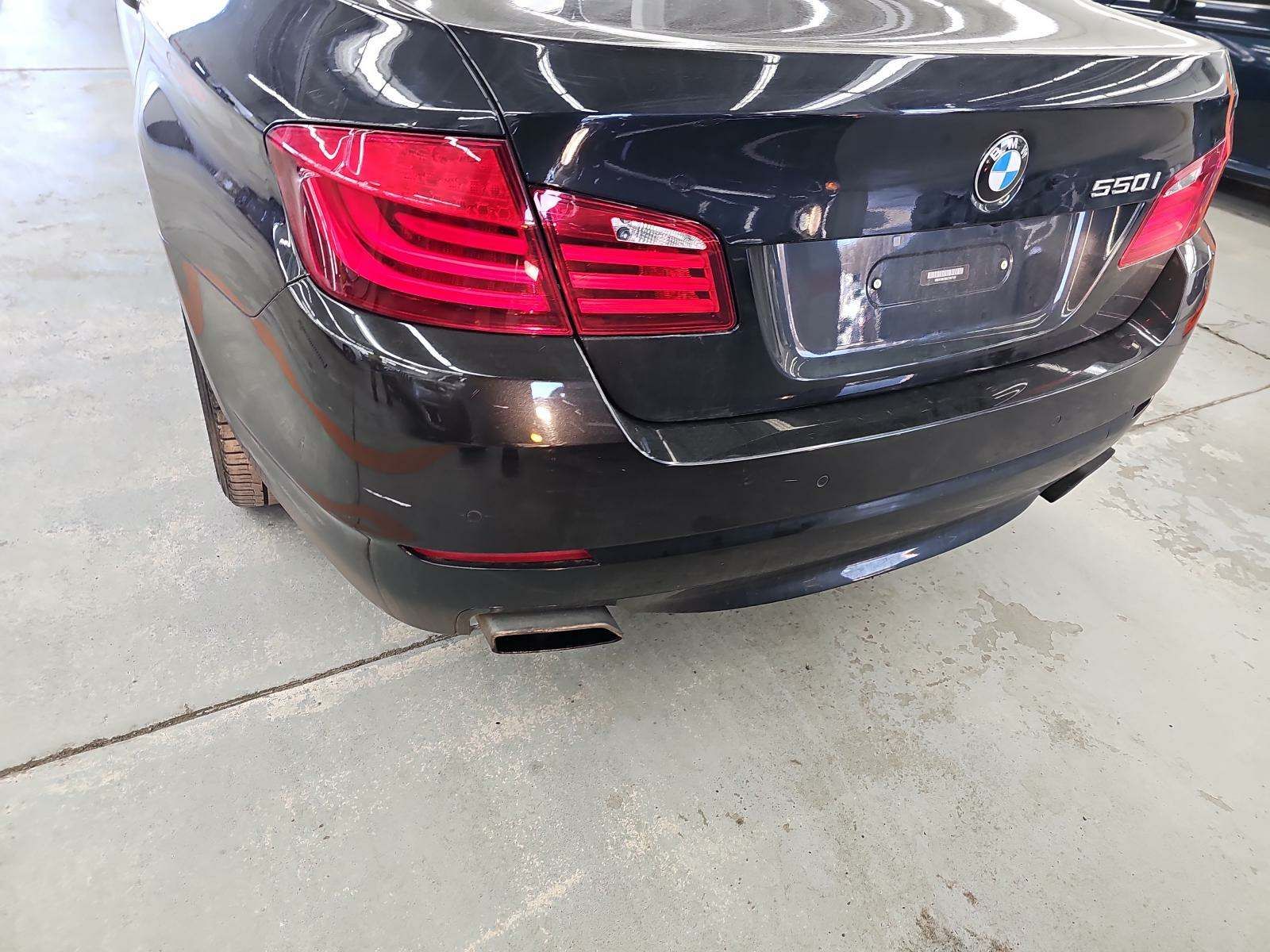 2012 BMW 5 Series 550i xDrive AWD