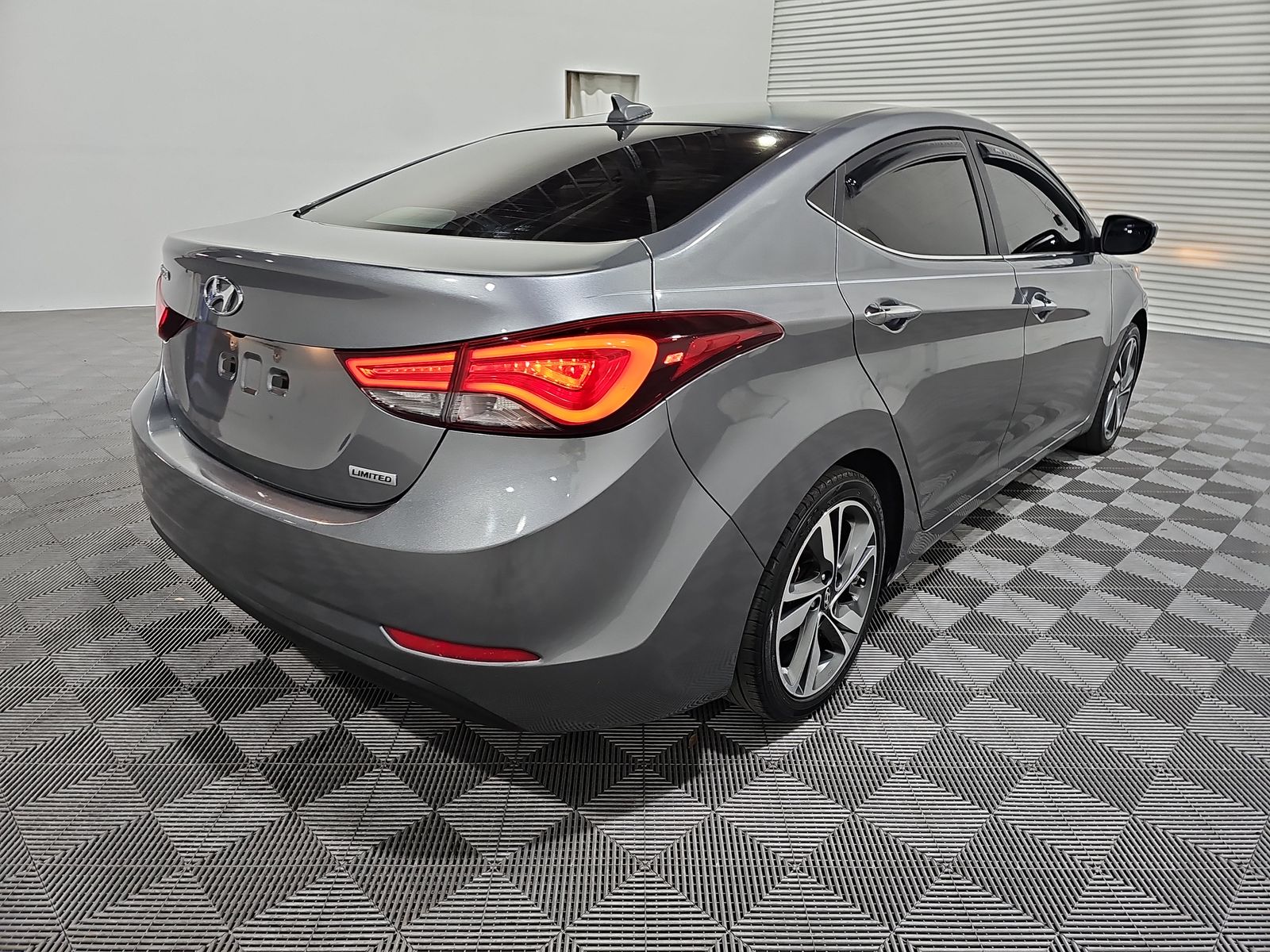 2016 Hyundai Elantra Limited FWD